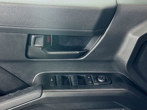 Used 2025 Toyota Tacoma SR5 image 17