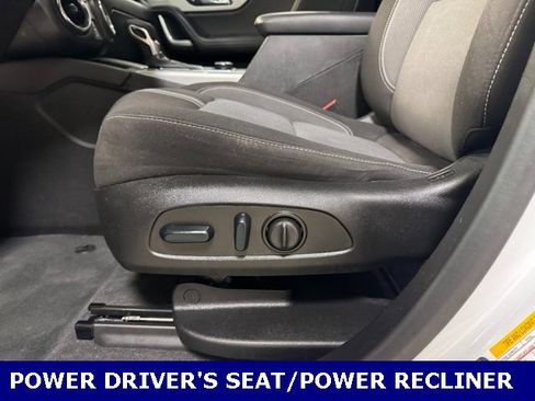 Used 2024 Chevrolet Blazer LT w/ Convenience Package image 12