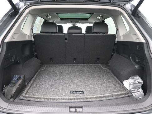 Used 2022 Volkswagen Tiguan SE AWD/4WD image 25