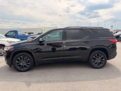 Used 2020 Chevrolet Traverse RS image 2