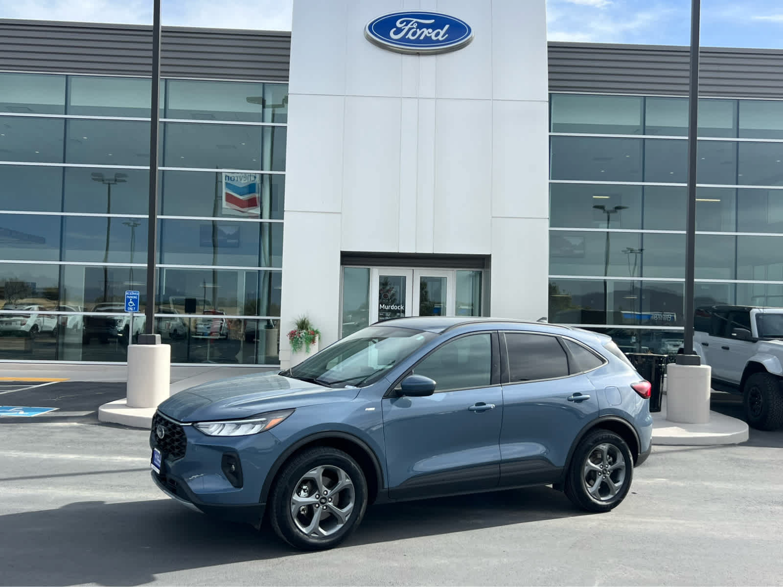 Used 2025 Ford Escape ST-Line Select AWD/4WD image 1