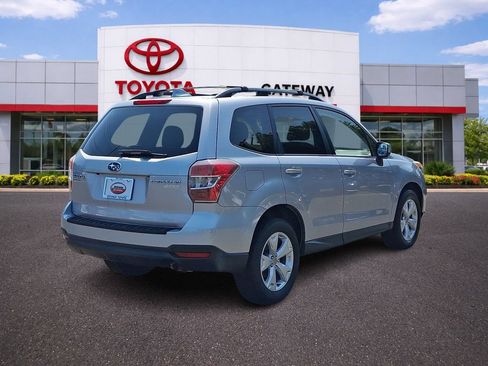 Used 2016 Subaru Forester 2.5i Premium w/ All-Weather Package AWD/4WD image 5