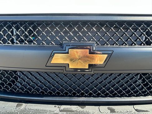 New 2025 Chevrolet Express 2500 RWD image 13