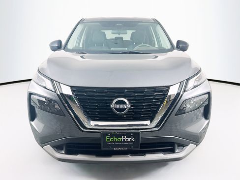 Used 2023 Nissan Rogue S AWD/4WD image 2