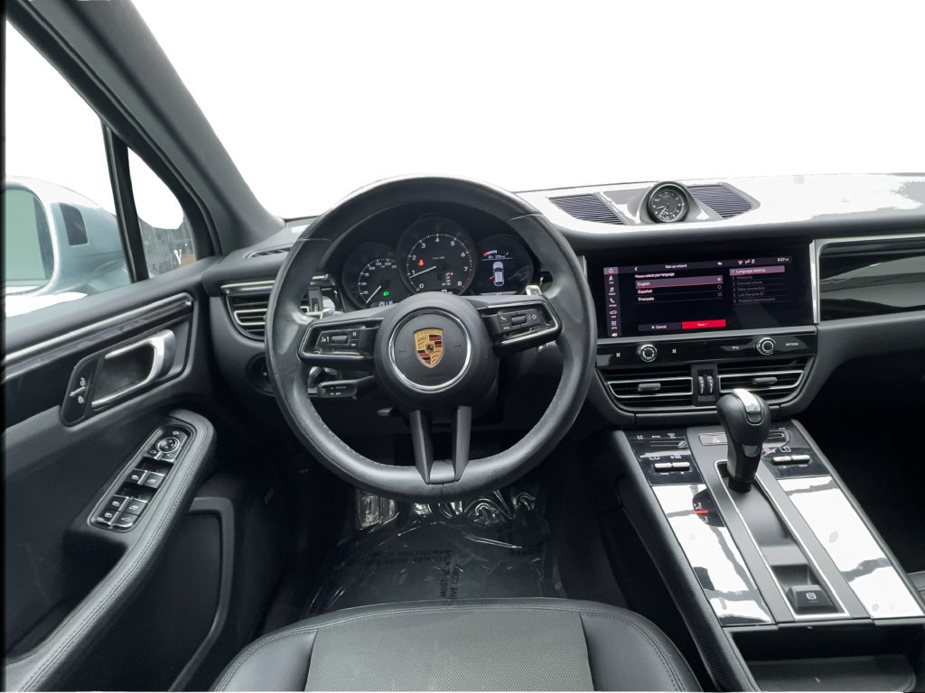 Used 2022 Porsche Macan AWD/4WD image 39