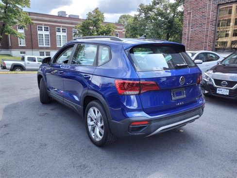 Used 2023 Volkswagen Taos S AWD/4WD image 3
