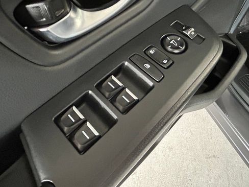 Used 2024 Honda Pilot EX-L image 19