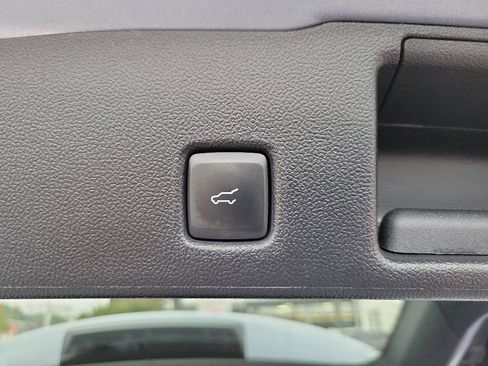 Used 2022 Ford Escape SEL AWD/4WD image 14