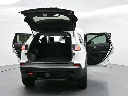 Used 2022 Jeep Cherokee Trailhawk w/ Trailer Tow Group AWD/4WD image 40