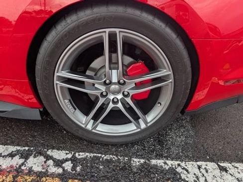 Used 2016 Ford Mustang GT Premium w/ GT Performance Package RWD image 9