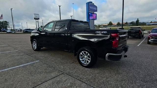 Used 2023 Chevrolet Silverado 1500 LT AWD/4WD image 5