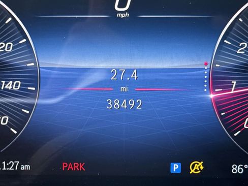 Used 2025 Mercedes-Benz GLA 250 image 31