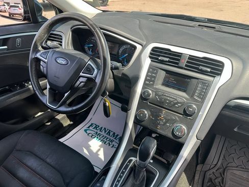 Used 2016 Ford Fusion SE w/ Equipment Group 201A AWD/4WD image 31