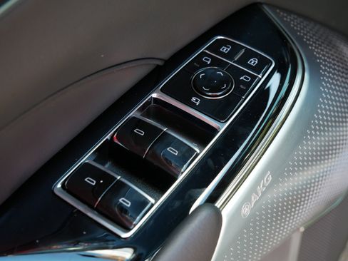 New 2026 Cadillac Lyriq Premium Luxury image 18