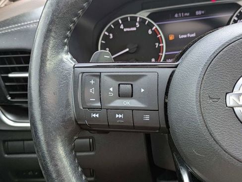 Used 2022 Nissan Rogue SV w/ SV Premium Package FWD image 26