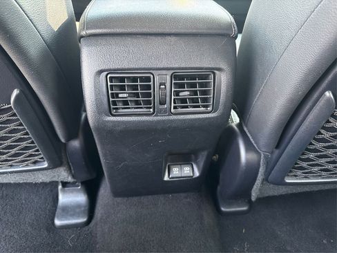 Used 2020 Toyota 4Runner Limited AWD/4WD image 32