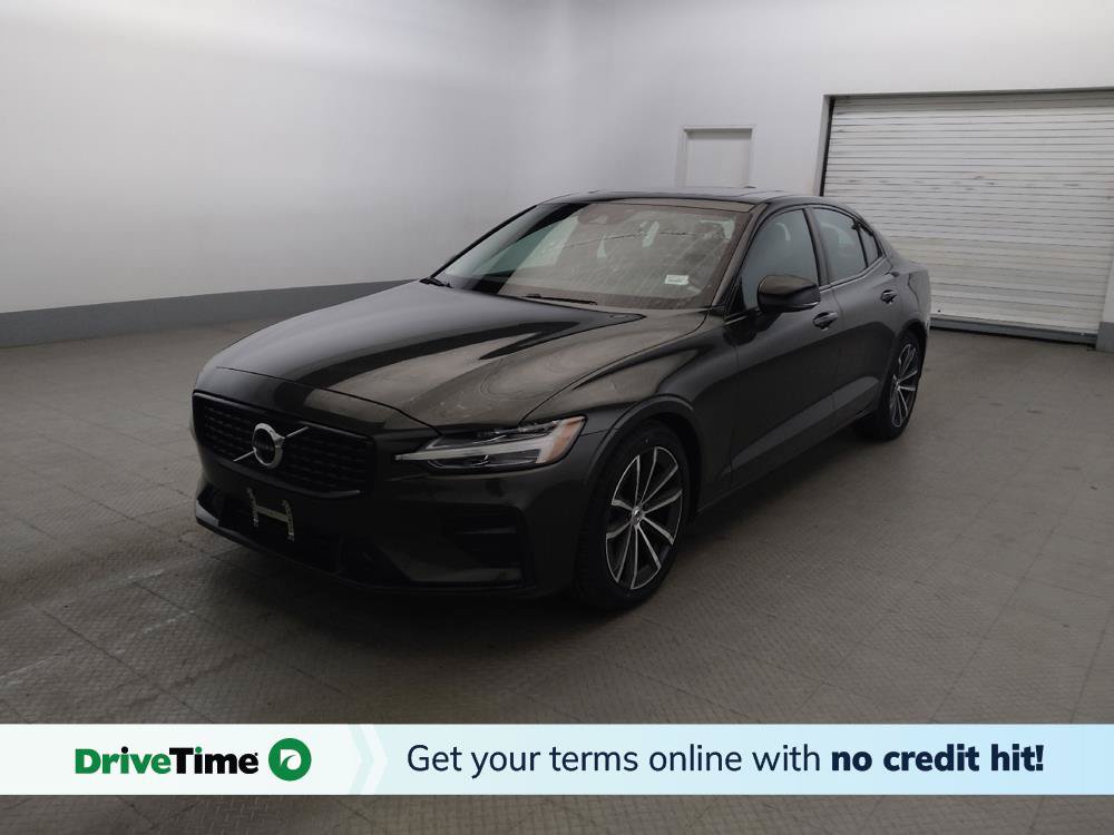 Used 2022 Volvo S60 B5 Momentum AWD/4WD image 1
