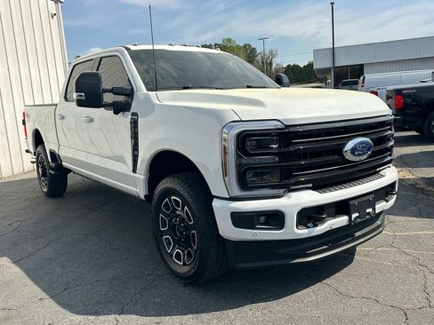 Used 2026 Ford F250 Platinum image 4