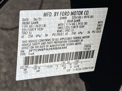 Used 2025 Ford Maverick Lobo image 36