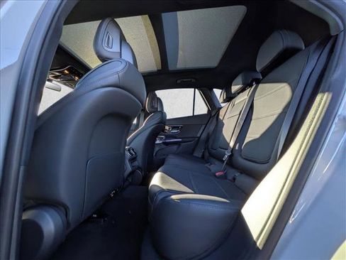 Used 2026 Mercedes-Benz GLC 300 image 16