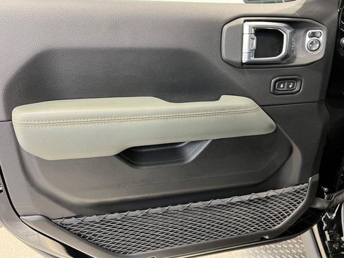 New 2026 Jeep Gladiator Mojave image 25