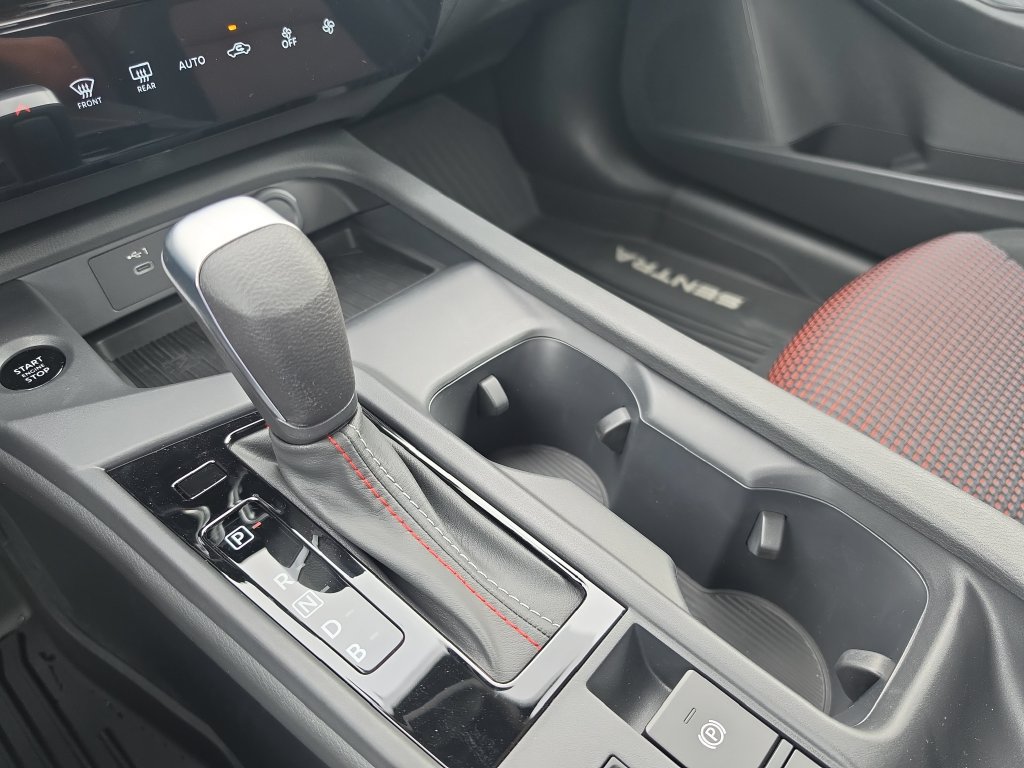 New 2027 Nissan Sentra SR w/ Floor Mat Package FWD image 20