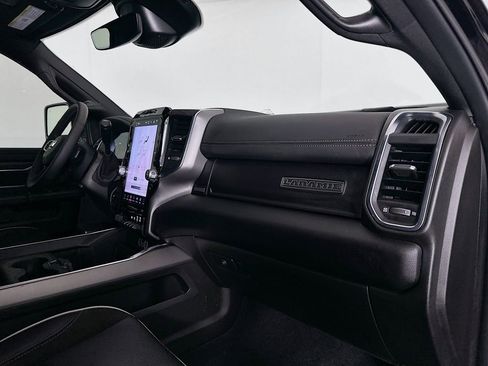 Used 2025 RAM 2500 Laramie w/ Night Edition image 30