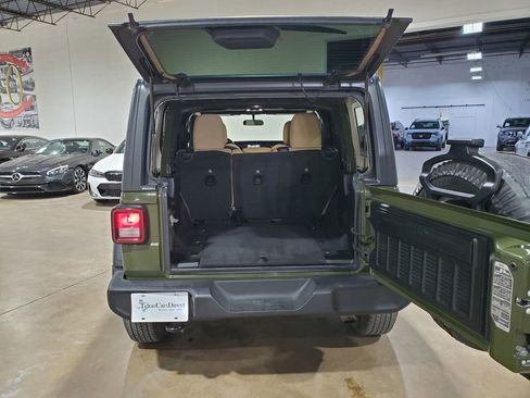 Used 2021 Jeep Wrangler Unlimited Sport AWD/4WD image 28