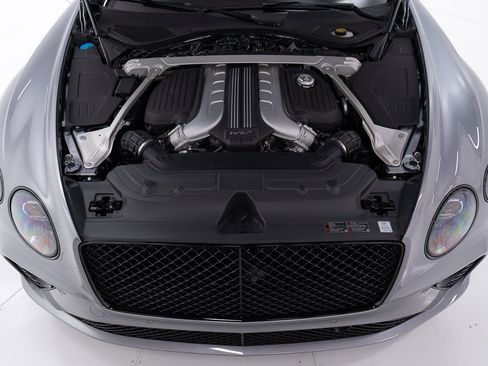 Used 2024 Bentley Continental GT Speed image 45