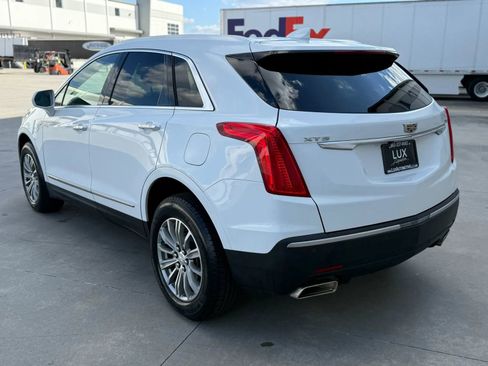Used 2018 Cadillac XT5 Luxury w/ Driver Awareness Package image 11
