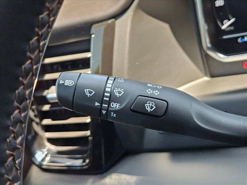 Used 2025 GMC Sierra 1500 AT4 w/ AT4 Premium Package AWD/4WD image 22