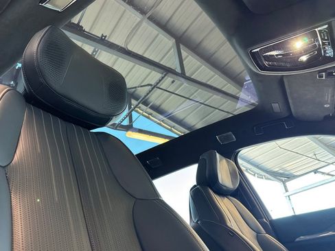 Used 2025 Cadillac Escalade IQ Sport 2 image 18