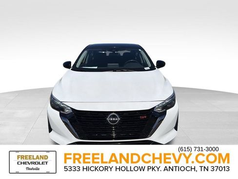 Used 2024 Nissan Sentra SR FWD image 9