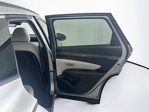 Used 2023 Hyundai Tucson SEL w/ Convenience Package image 32