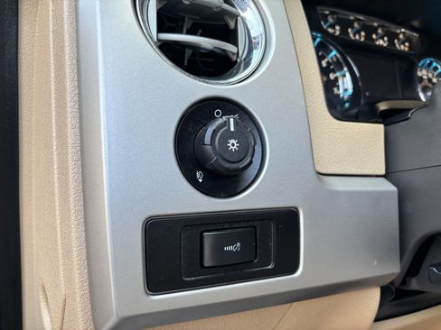 Used 2013 Ford F150 Lariat w/ Luxury Equipment Group image 34