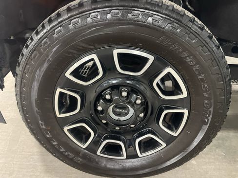 Used 2025 Ford F250 Platinum image 42