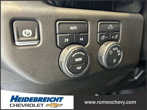 Certified 2024 Chevrolet Silverado 1500 LT AWD/4WD image 31