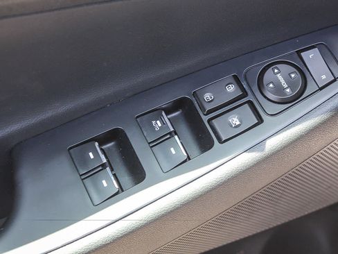 Used 2018 Hyundai Tucson Limited FWD image 18