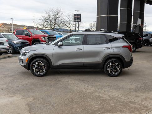 New 2026 Kia Seltos S AWD/4WD image 4