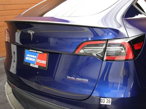 Used 2022 Tesla Model Y Performance image 13