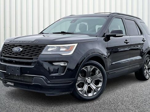 Used 2018 Ford Explorer Sport AWD/4WD image 3