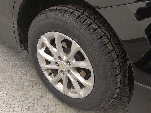 Used 2021 Chevrolet Equinox LS w/ LPO, Floor Liner Package image 31