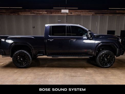 Used 2025 GMC Sierra 2500 AT4 w/ AT4 Premium Plus Package AWD/4WD image 10