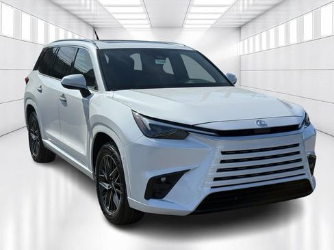 New 2026 Lexus TX 350 AWD image 3