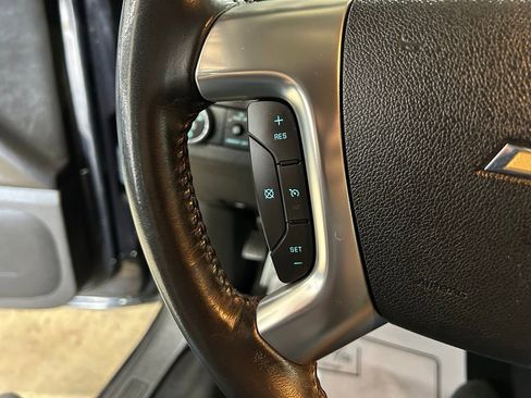 Used 2014 Chevrolet Traverse LT w/ All-Star Edition FWD image 19