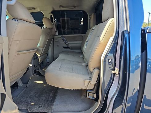 Used 2013 Nissan Titan SV w/ SV Premium Utility Pkg image 17