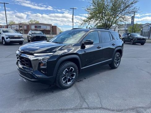 New 2026 Chevrolet Equinox ACTIV AWD/4WD image 3