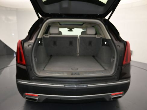 Used 2021 Cadillac XT5 Premium Luxury FWD image 26