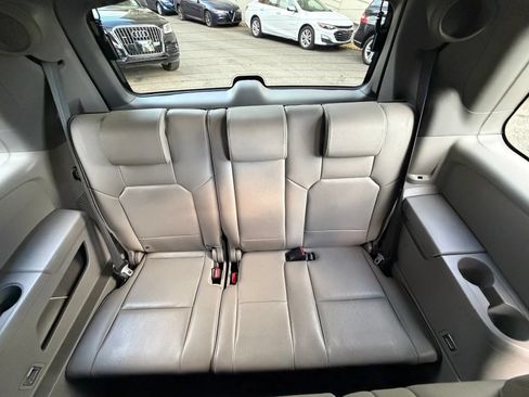 Used 2011 Honda Pilot Touring image 22
