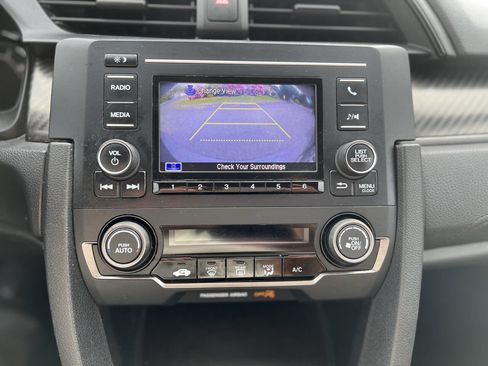 Used 2017 Honda Civic Sport image 13